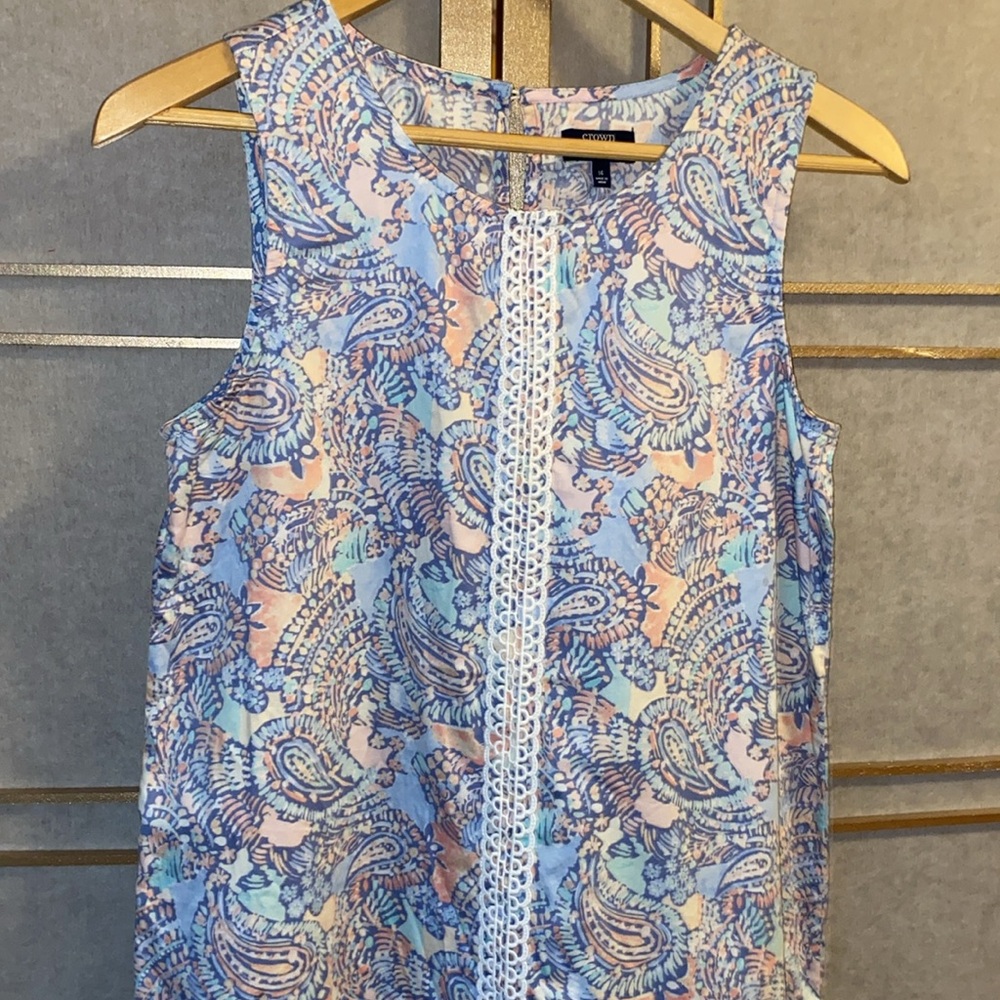 Pretty pastel paisley print dress. Perfect for spring and summer. Girls size 16
